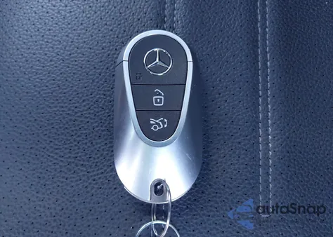 2023 Mercedes-Benz C 300 4Matic из США, поврежденный, VIN W1KAF4HB2PR082535